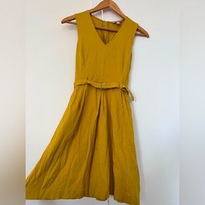 Banana Republic Dress with Belt Size 0P